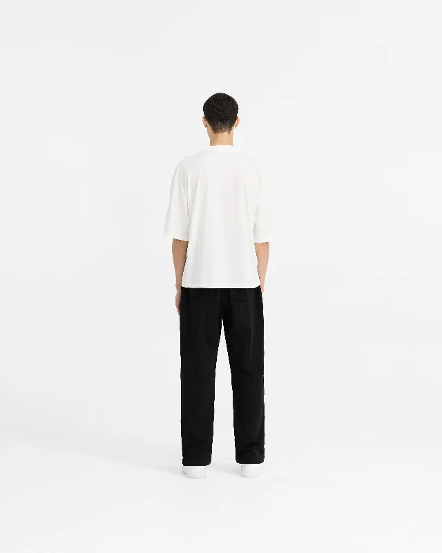 Initial Boxy T-Shirt - Flat White