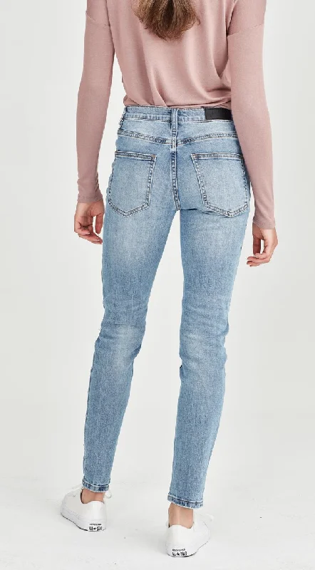 Junkfood Nala Fitted Boyfriend Jeans