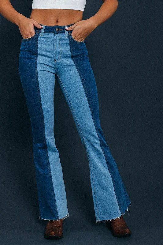 Wildflower Womens Bootleg Jean - Vintage Blue Wash