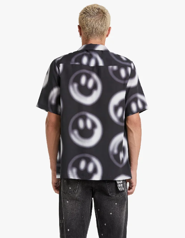 Happy Resort S/S Shirt - Black