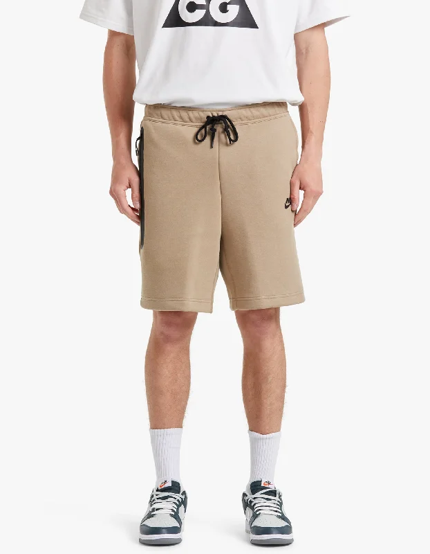 M NSW Tech Fleece Short - Khaki/Black