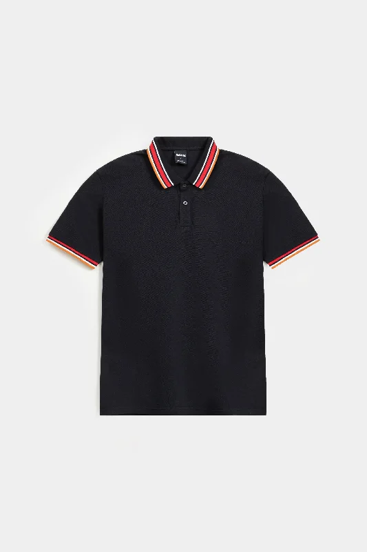 Polo With Contrast Tipping Details